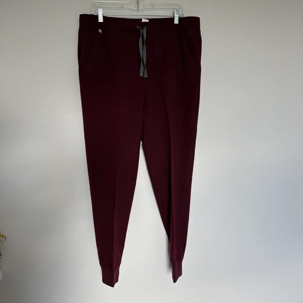 NWOT FIGS Tansen Jogger Pants Mens XL Burgundy Medical Scrub Tapered Drawstring